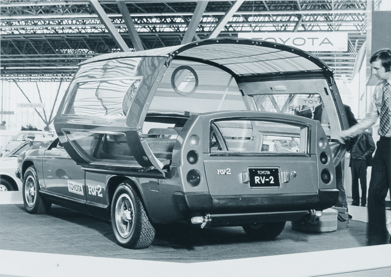 Heckansicht Toyota RV 2 von 1972, gezeigt in Tokio 1972